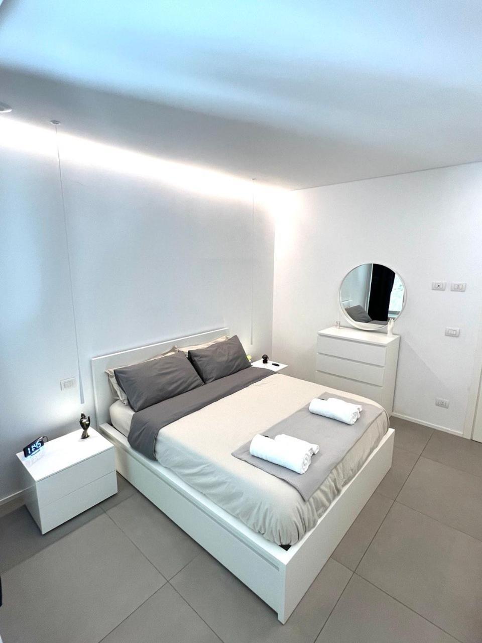 White Roma - Elegant And Comfortable Турин Экстерьер фото